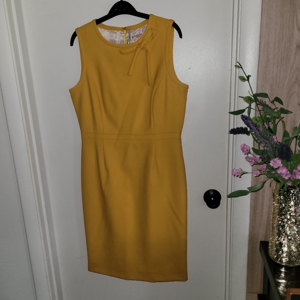 Brooks Brothers Red Fleece Yellow Jacquard Knee Length Dress size 10